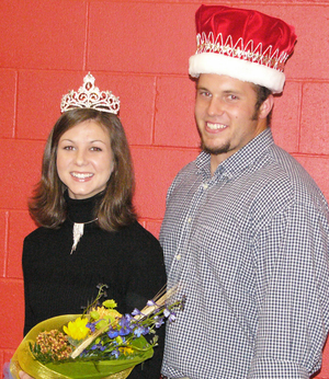2004 Homecoming Queen Megan Boyle and King Jeremy Slaughter