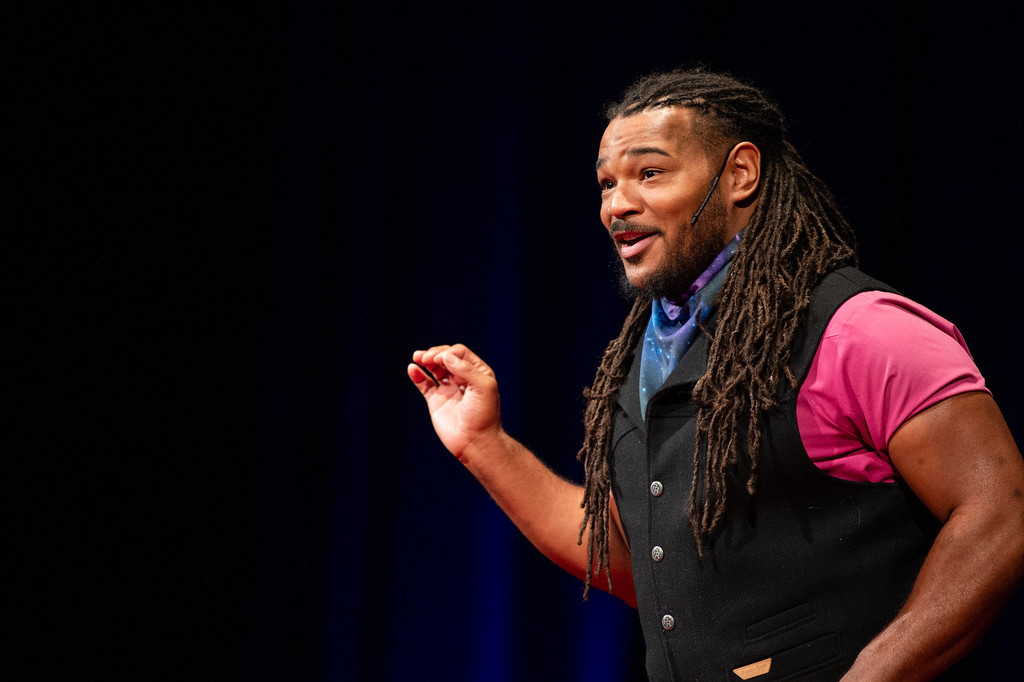 Chadron State College alumnus Jovan Mays performs