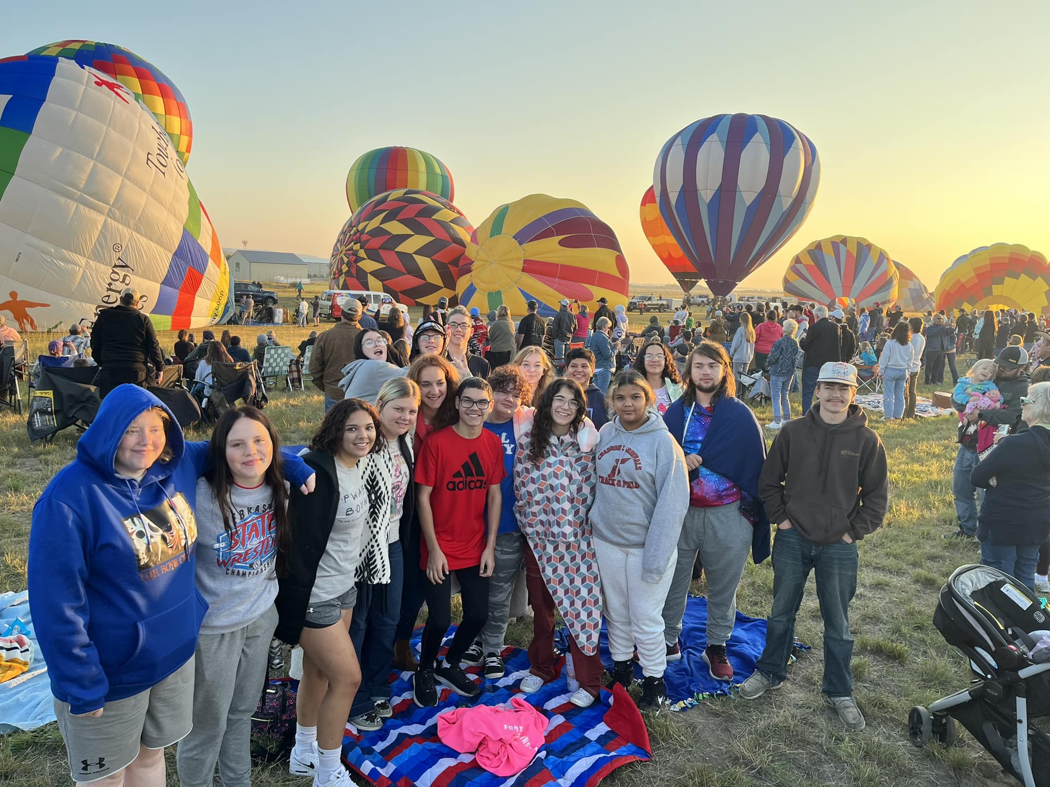 Picture of the upward bound group visiting a hot air balloon festival